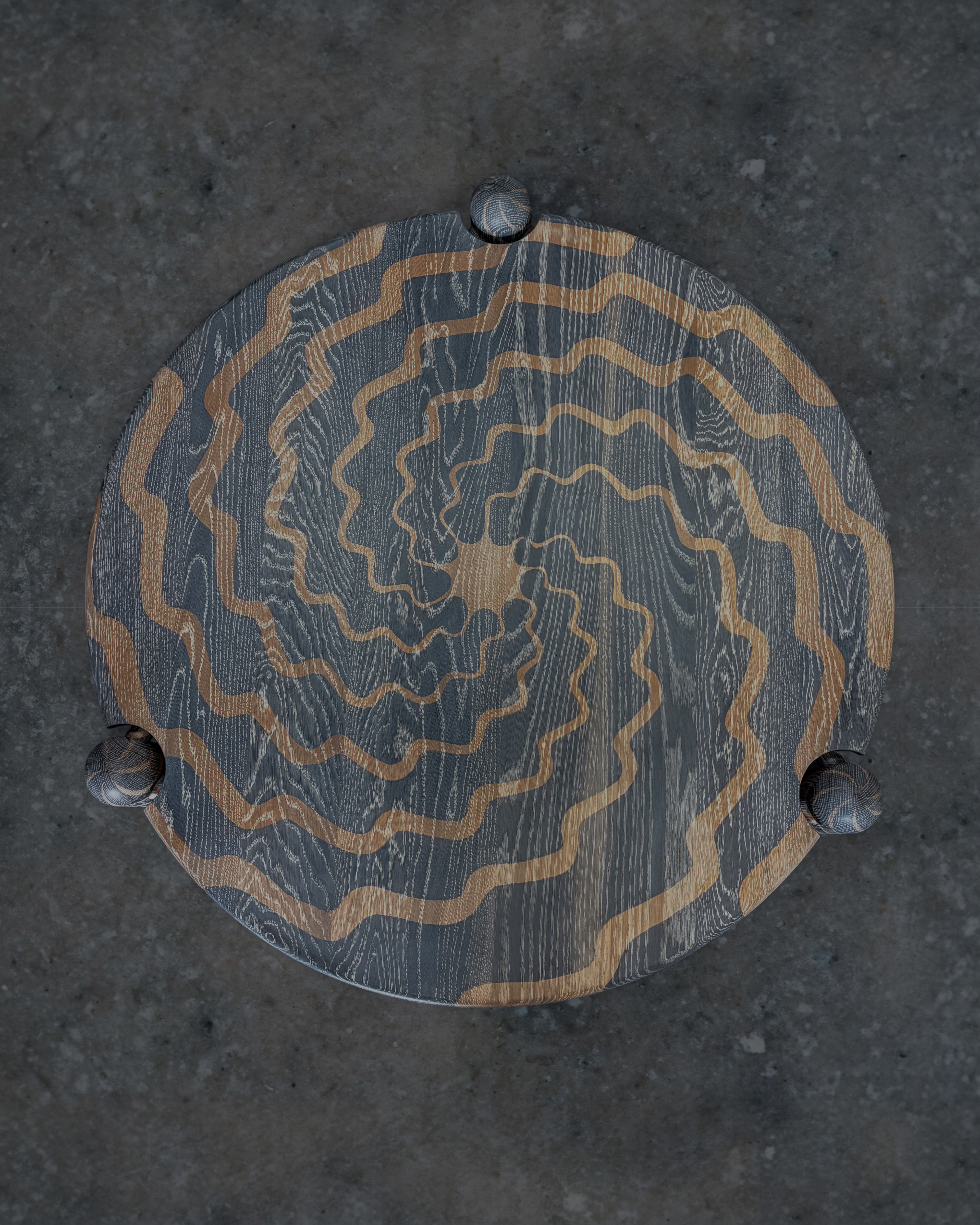OXALINO™ Hurricane Captain’s Table 42"