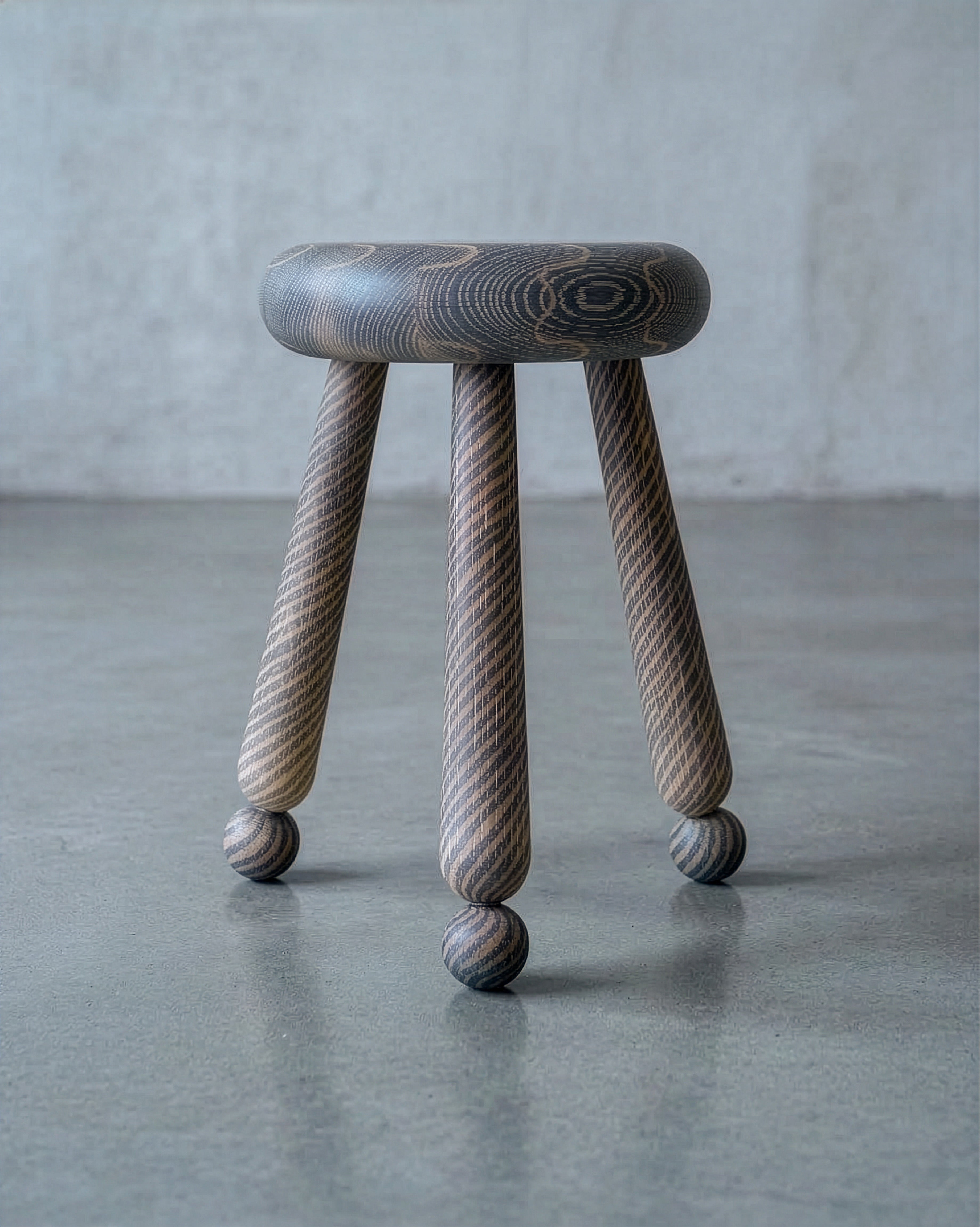 Doughnut Milking Stool 15"