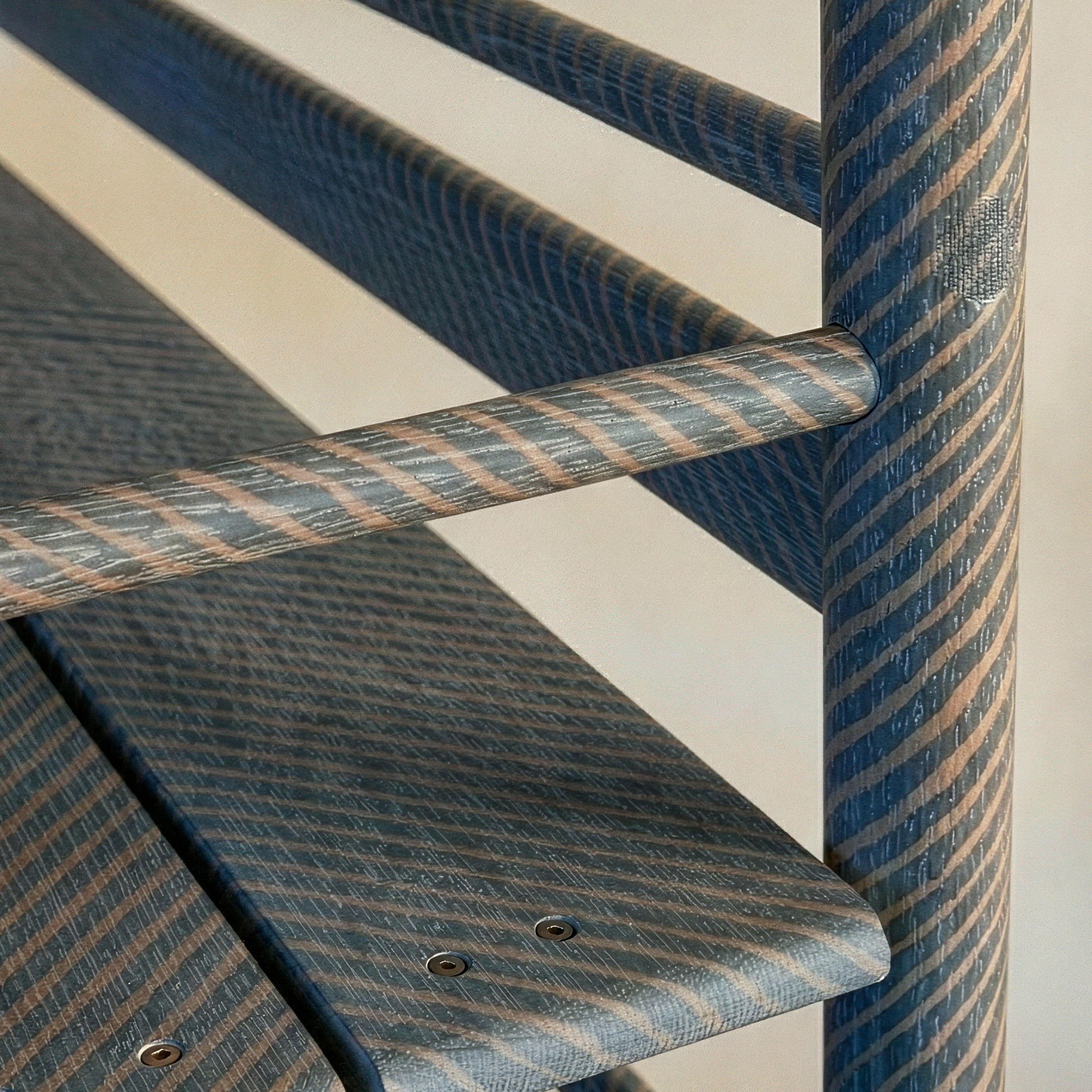 Wave Shelving