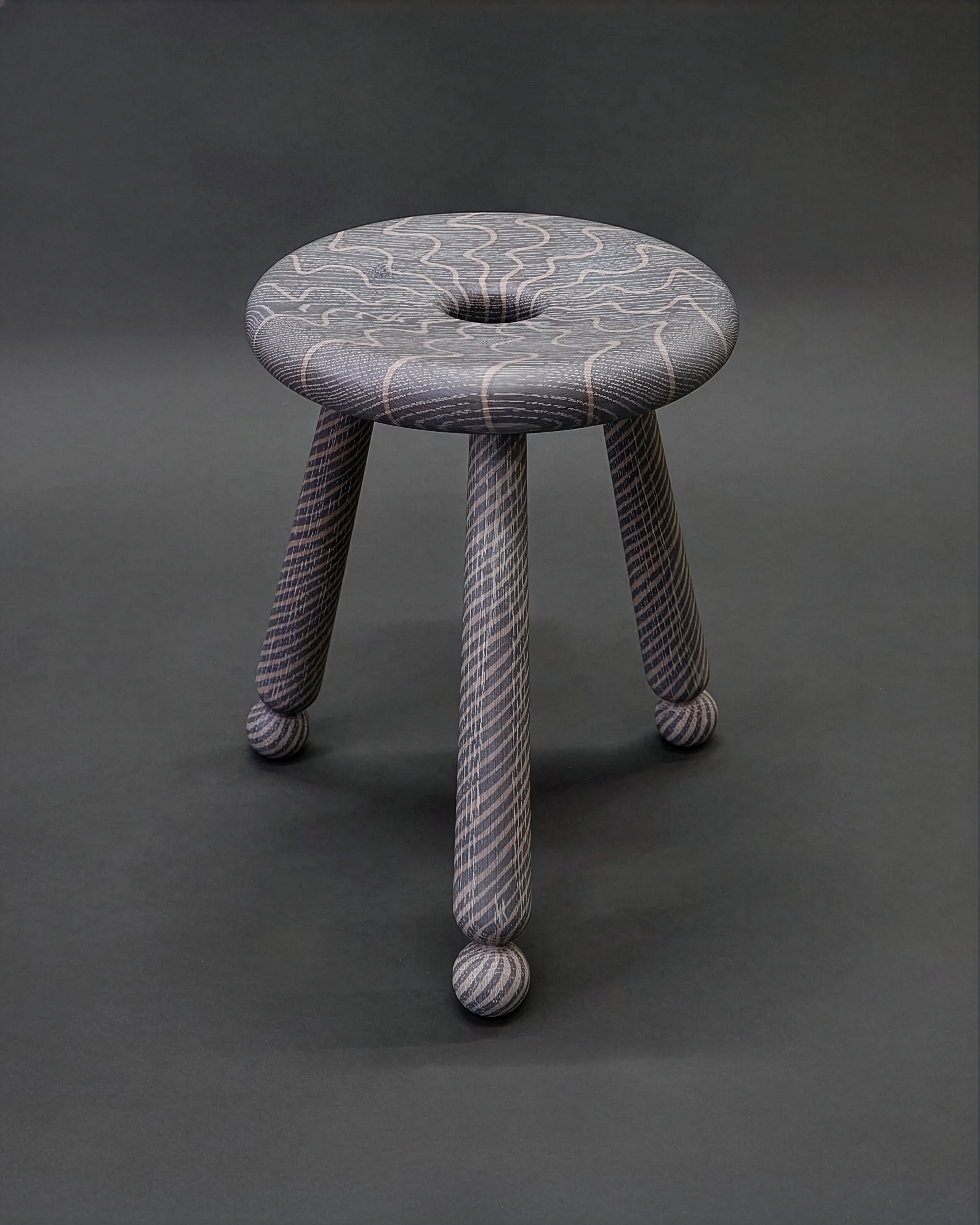 Nick's Doughnut Stool 16"