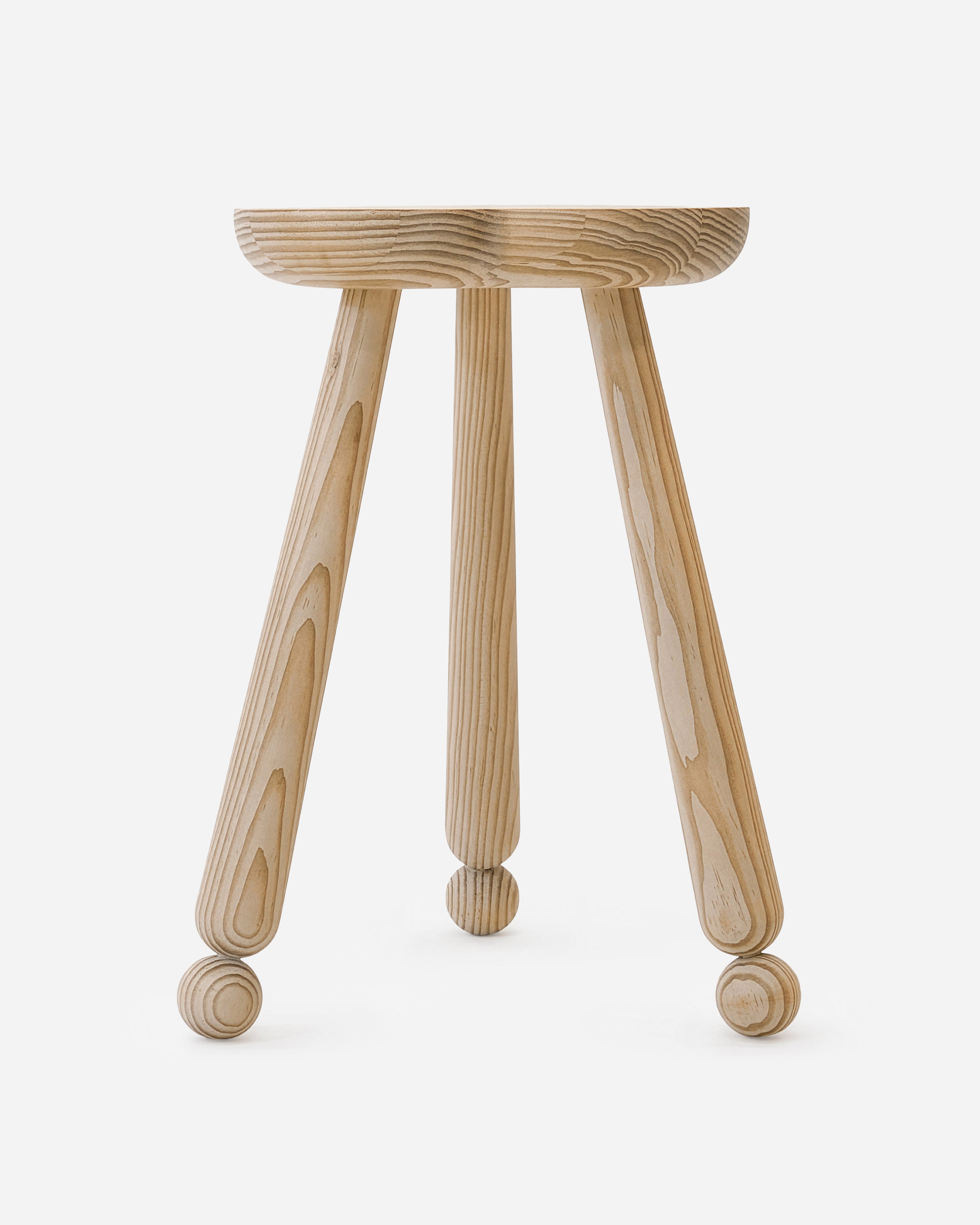 Clover Milking Stool 18"