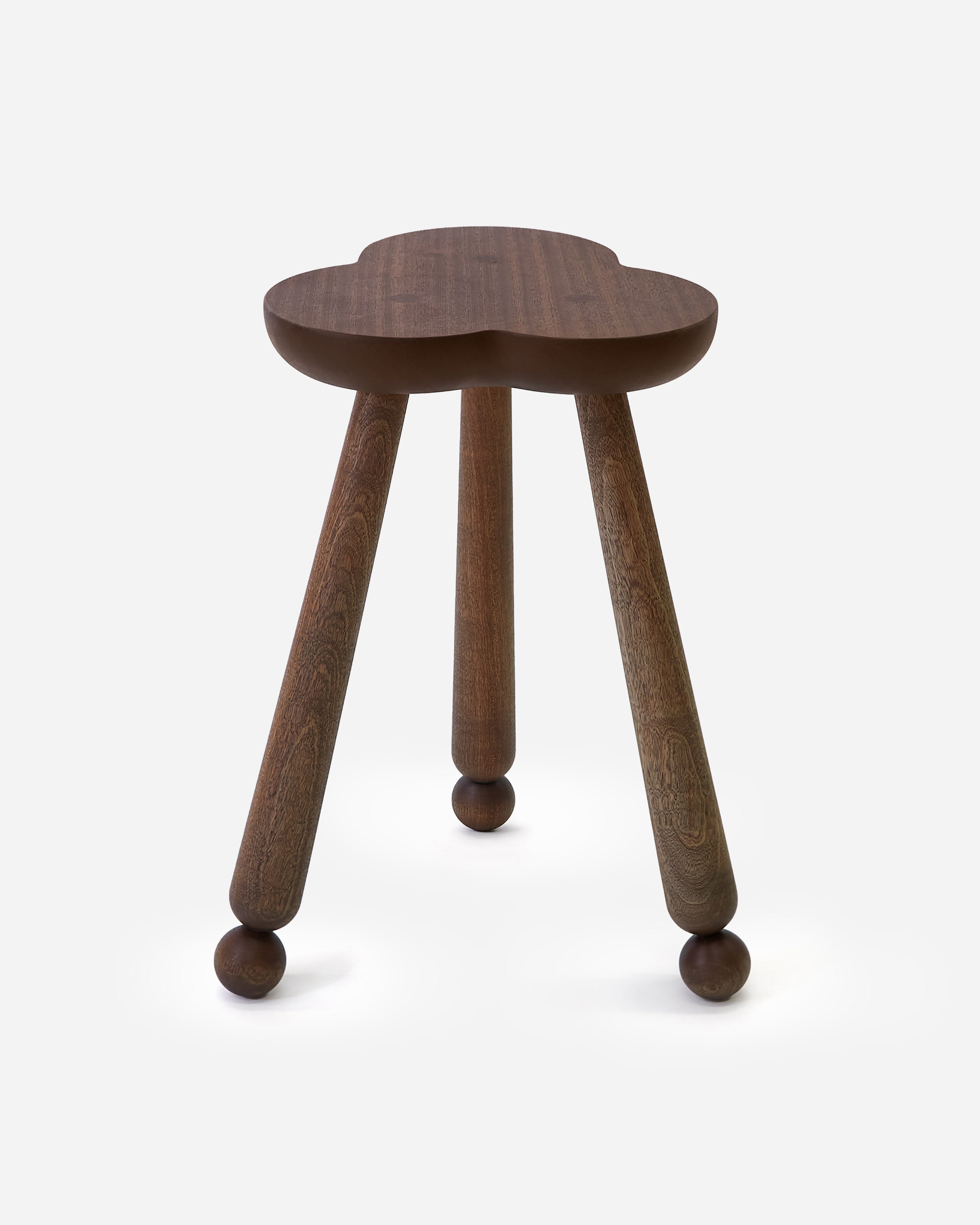 Clover Milking Stool 18"