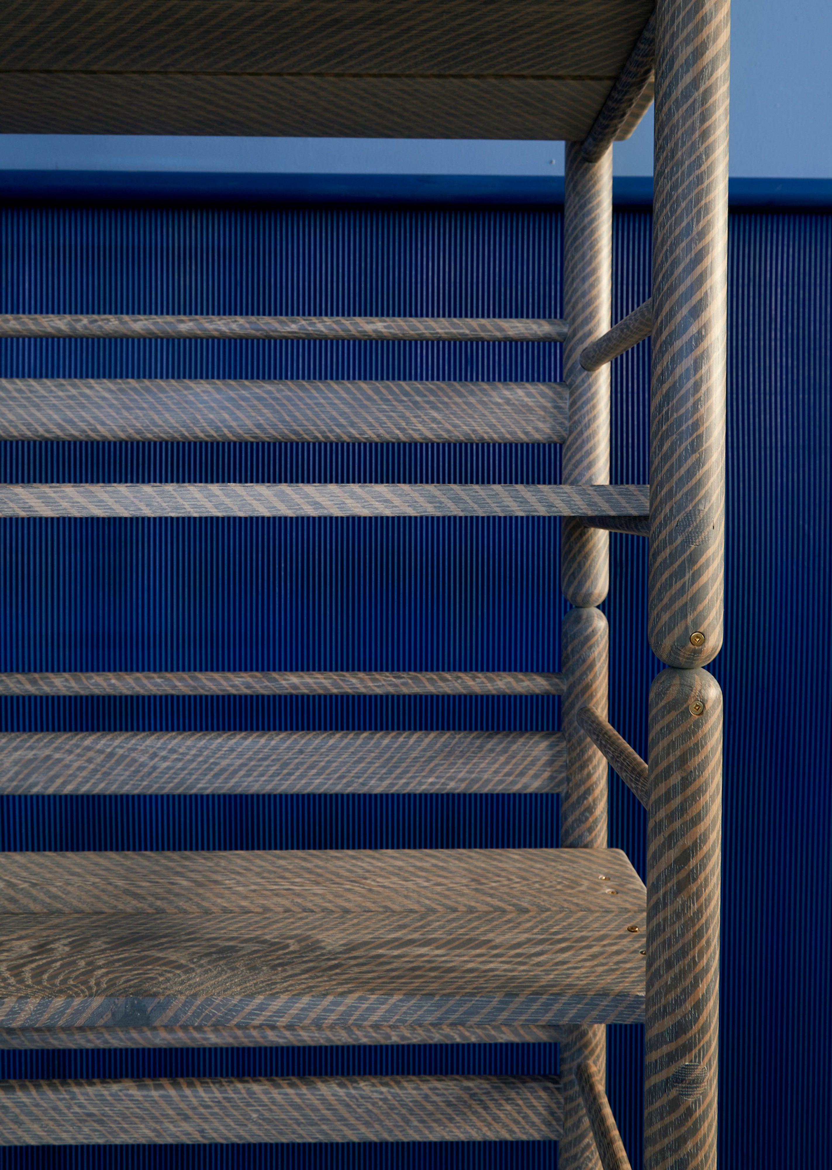 Wave Shelving
